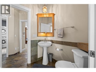 1778 Vineyard Drive. West Kelowna, British Columbia