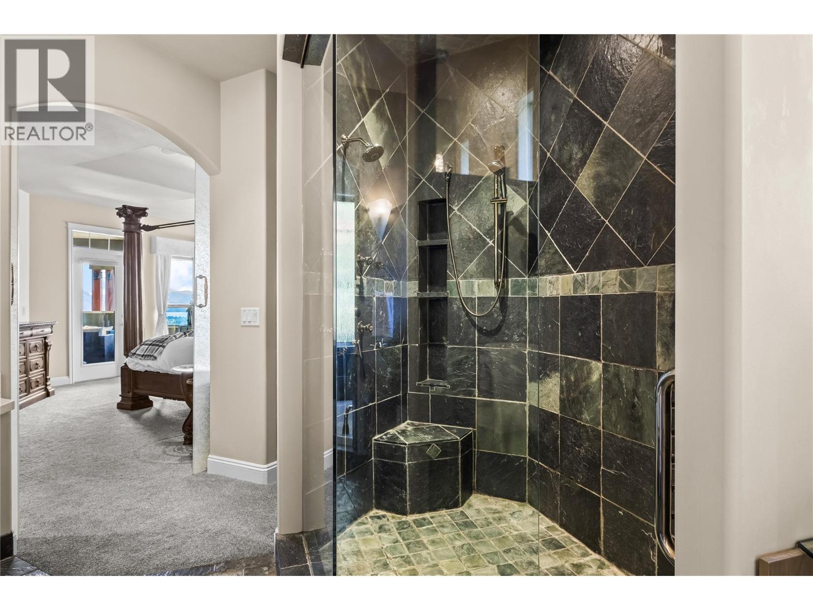 1778 Vineyard Drive. West Kelowna, British Columbia