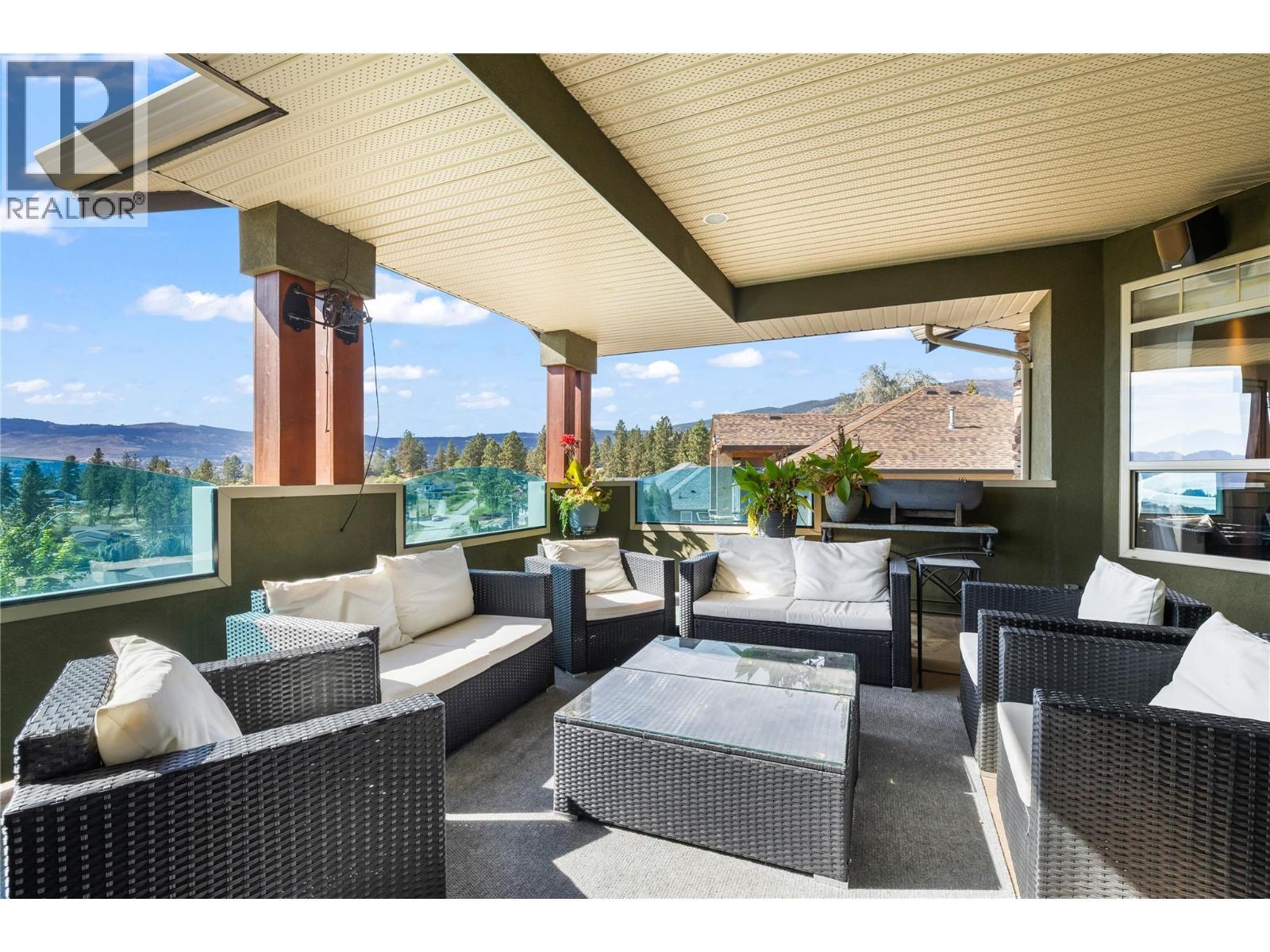 1778 Vineyard Drive. West Kelowna, British Columbia