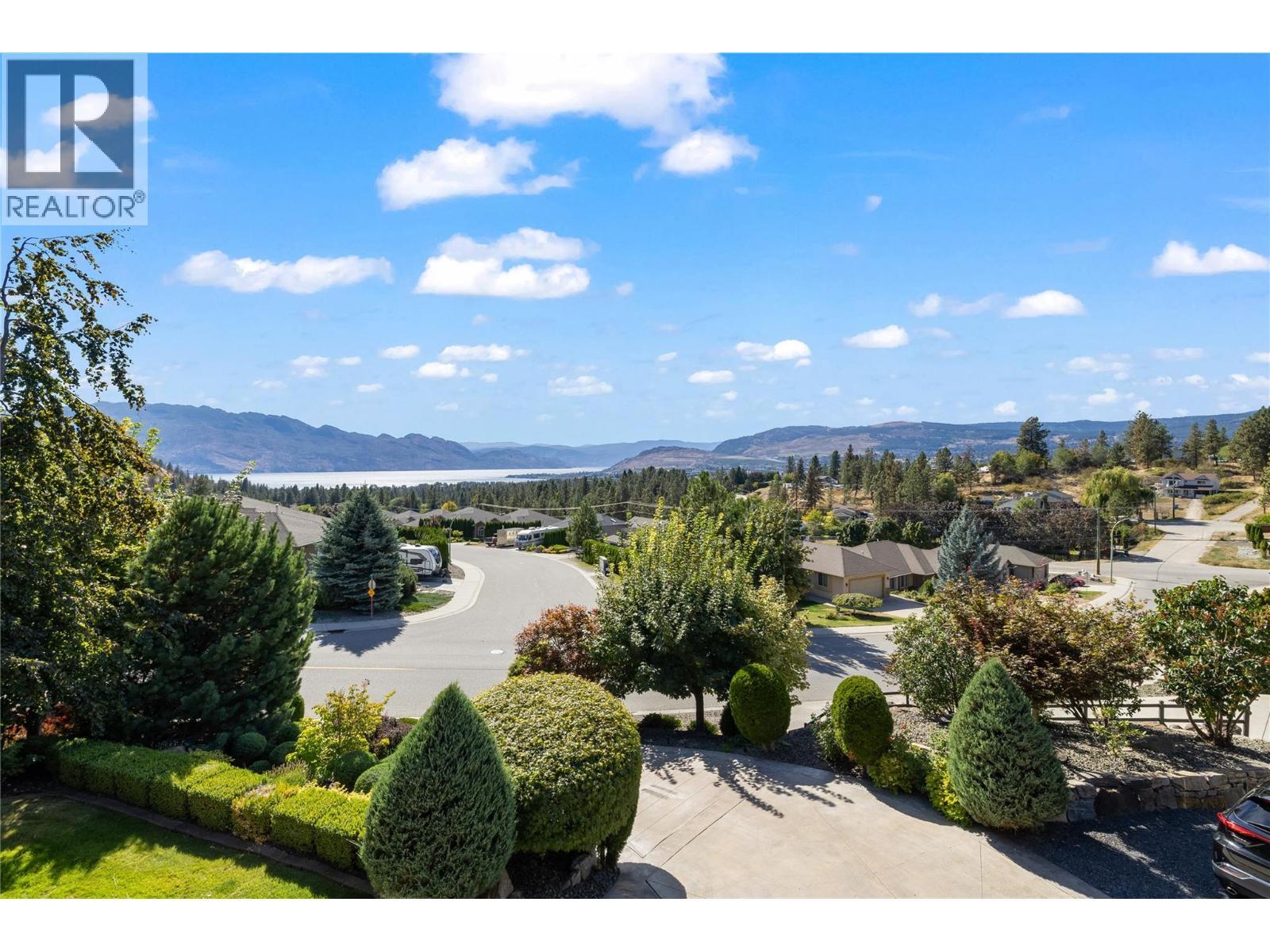 1778 Vineyard Drive. West Kelowna, British Columbia