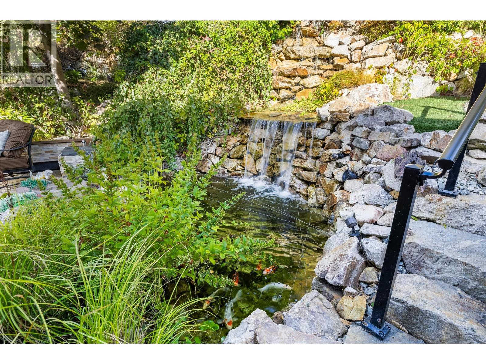 1778 Vineyard Drive. West Kelowna, British Columbia