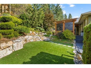 1778 Vineyard Drive. West Kelowna, British Columbia