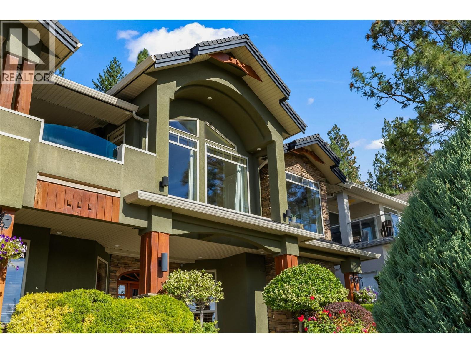 1778 Vineyard Drive. West Kelowna, British Columbia