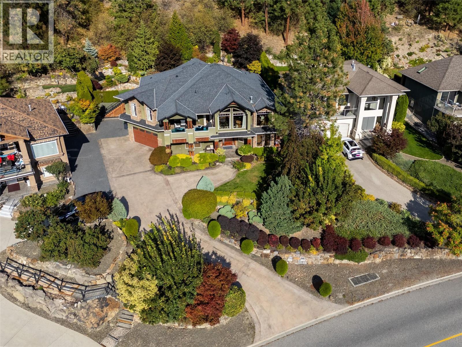 1778 Vineyard Drive. West Kelowna, British Columbia