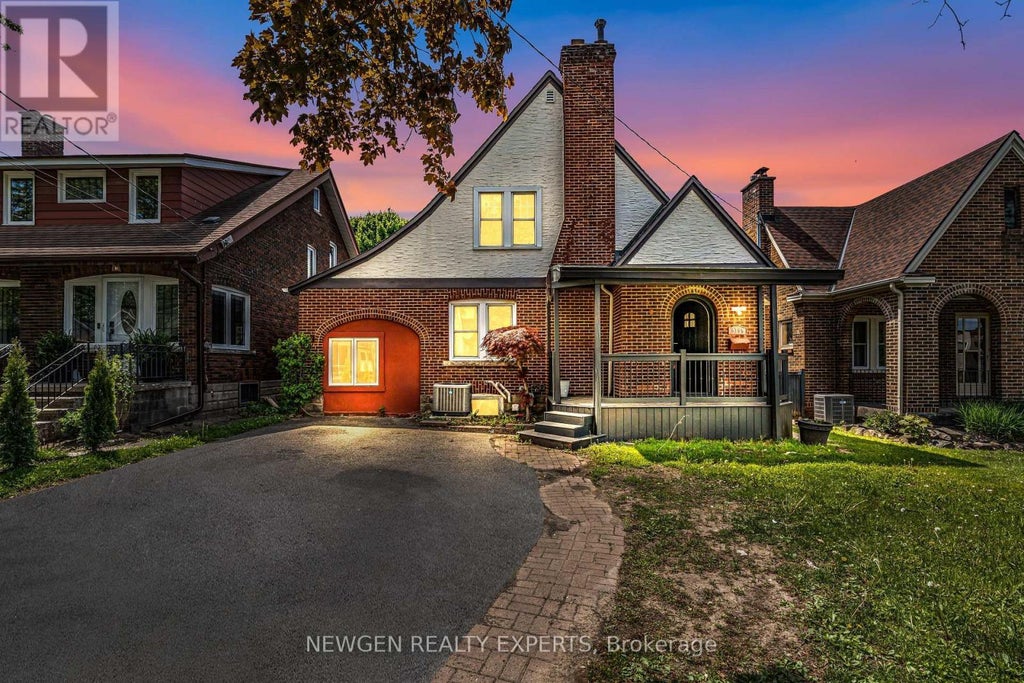 5765 Dorchester Road, Niagara Falls (hospital)