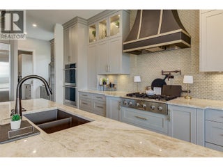 1612 Vincent Place. Kelowna, British Columbia