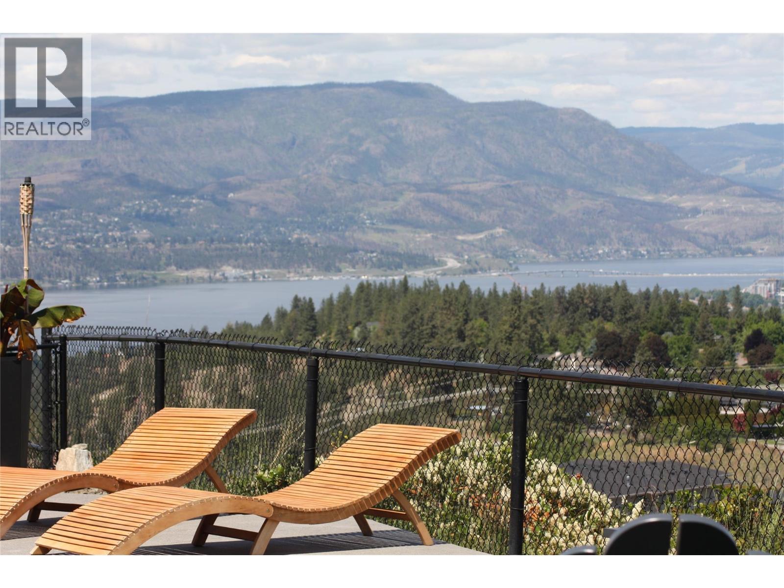 1612 Vincent Place. Kelowna, British Columbia