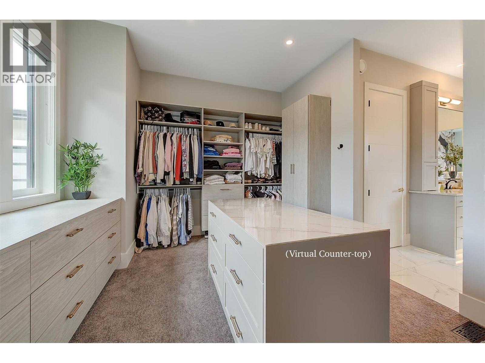 1612 Vincent Place. Kelowna, British Columbia