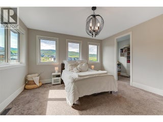 1612 Vincent Place. Kelowna, British Columbia