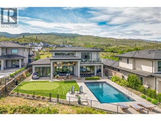1612 Vincent Place. Kelowna, British Columbia