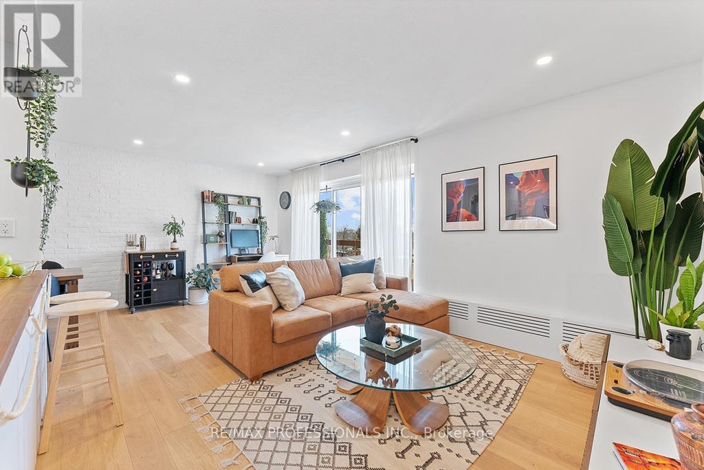 501 - 41 Lake Shore Drive, Toronto (new Toronto)