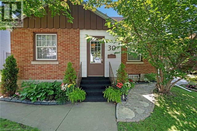 30 Centre Street, Cambridge