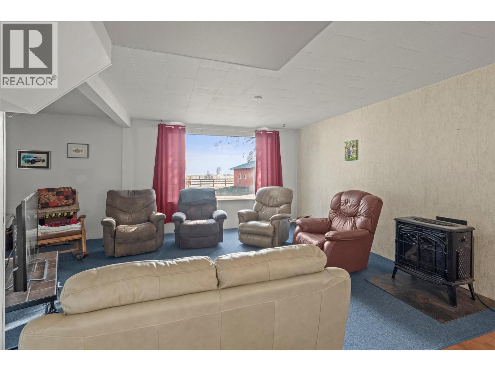 6619 Highway 97a Highway N. Enderby, British Columbia