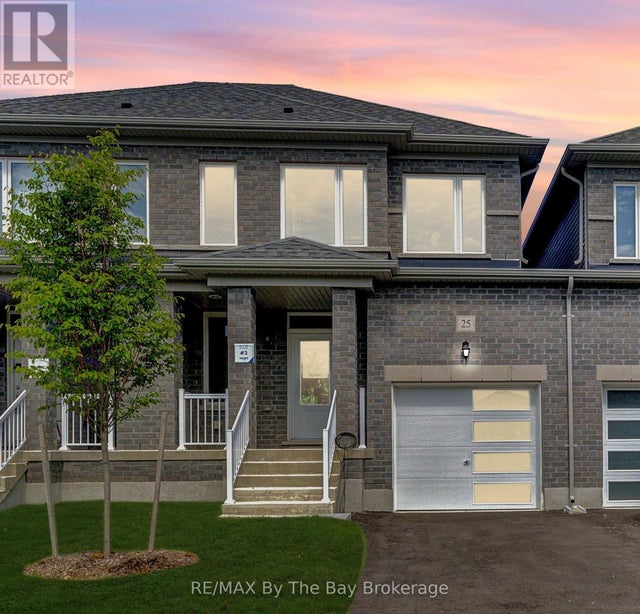 25 Lisa Street, Wasaga Beach