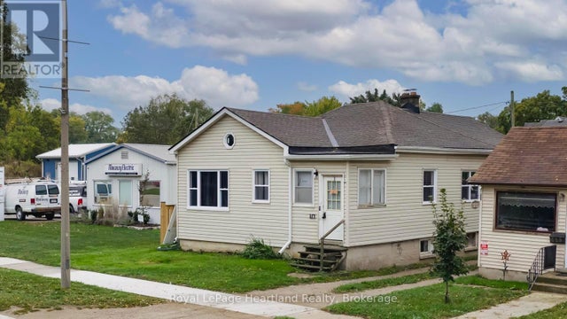 117 Main Street, North Middlesex (alisa Craig)