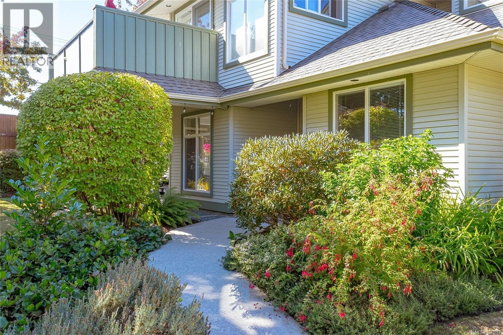 3 340 Young Street, Parksville