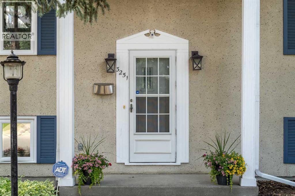 3251 Bearspaw Drive Nw, Calgary