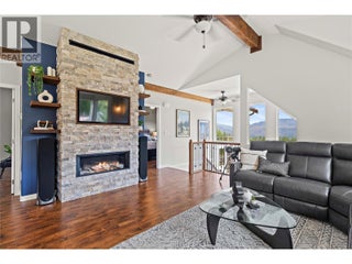 2672 Mckenzie Road. Sorrento, British Columbia