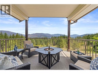 2672 Mckenzie Road. Sorrento, British Columbia