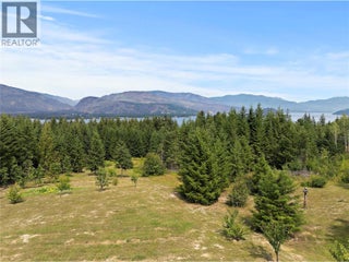 2672 Mckenzie Road. Sorrento, British Columbia