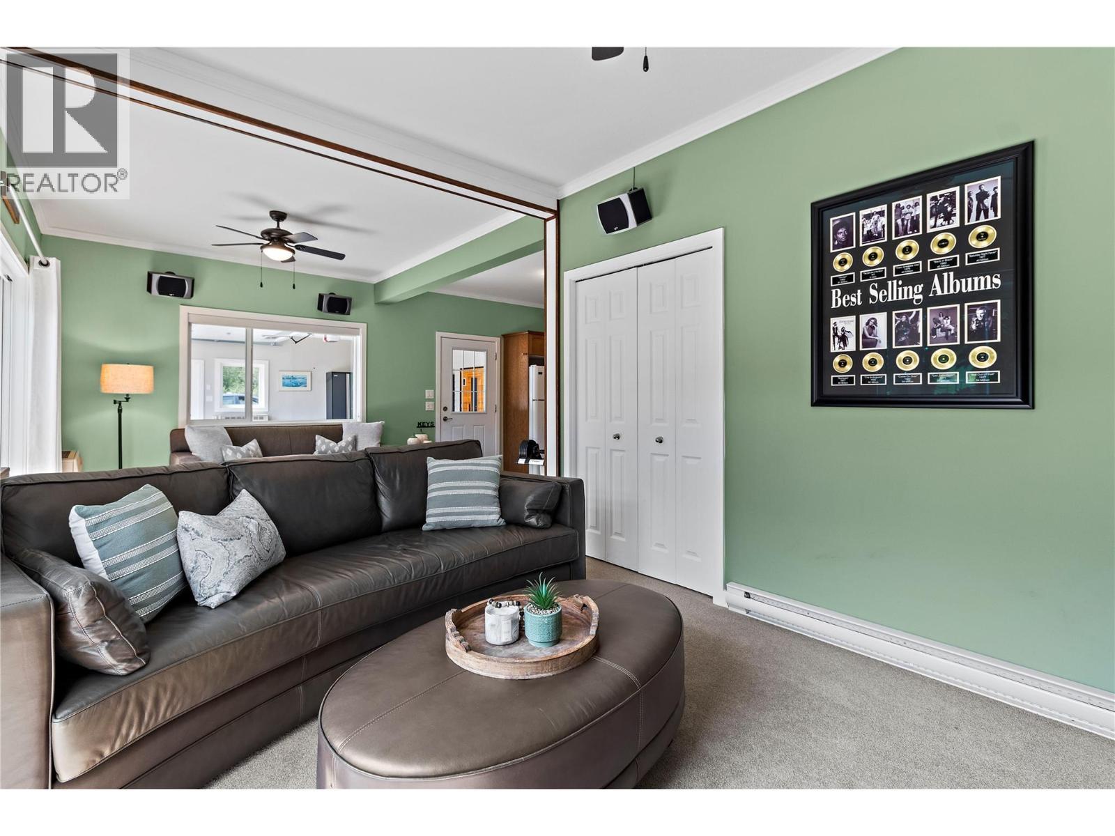 2672 Mckenzie Road. Sorrento, British Columbia