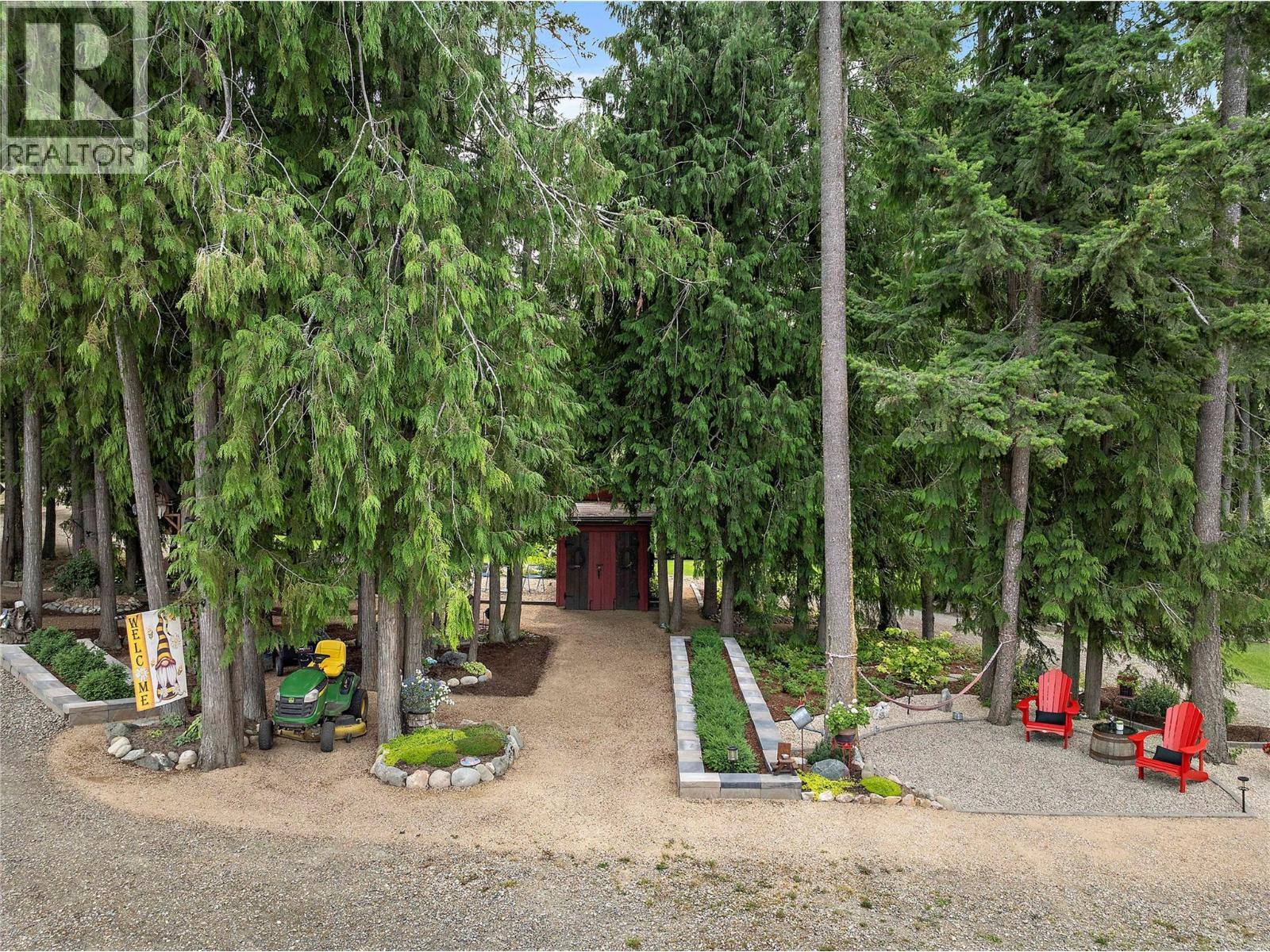 2672 Mckenzie Road. Sorrento, British Columbia