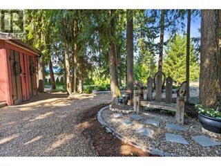 2672 Mckenzie Road. Sorrento, British Columbia
