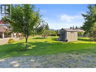 2672 Mckenzie Road. Sorrento, British Columbia