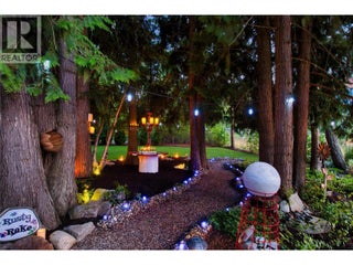 2672 Mckenzie Road. Sorrento, British Columbia