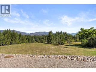 2672 Mckenzie Road. Sorrento, British Columbia