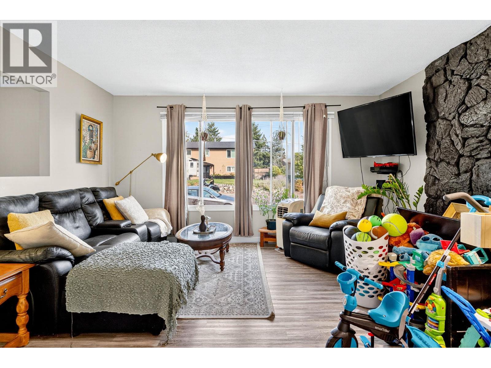 3656 Dunbarton Road. West Kelowna, British Columbia