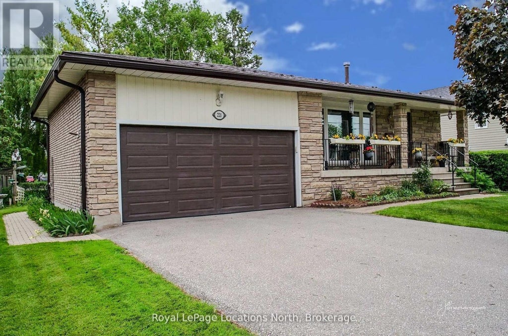 221 John Street, Clearview (stayner)