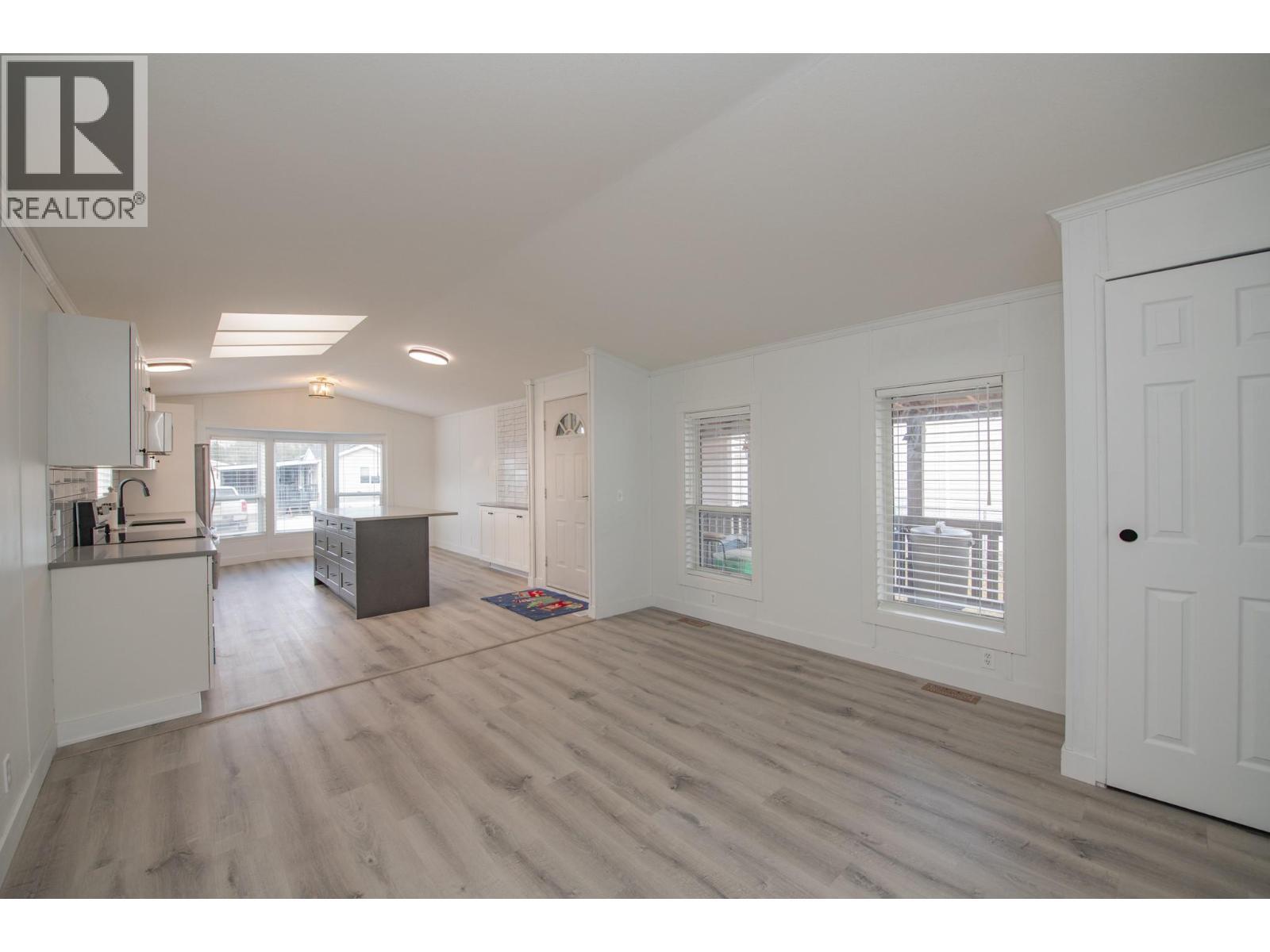 12560 Westside Road Unit# 27. Vernon, British Columbia