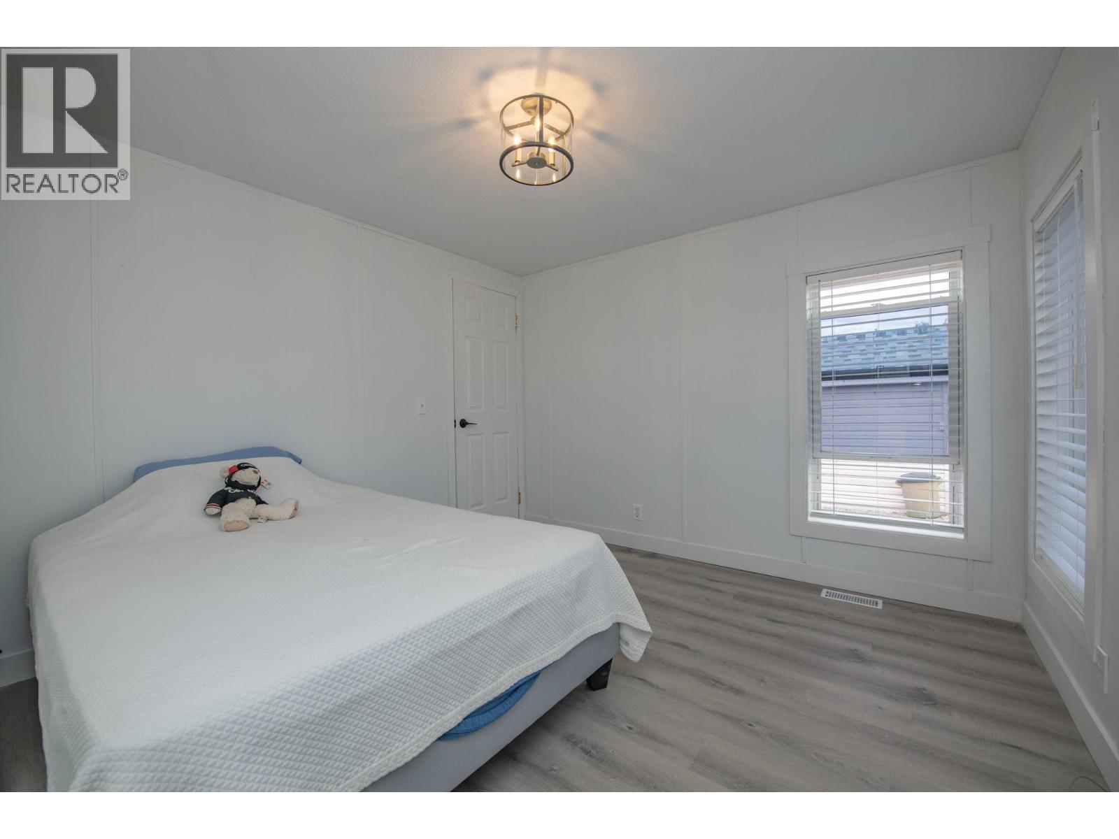 12560 Westside Road Unit# 27. Vernon, British Columbia