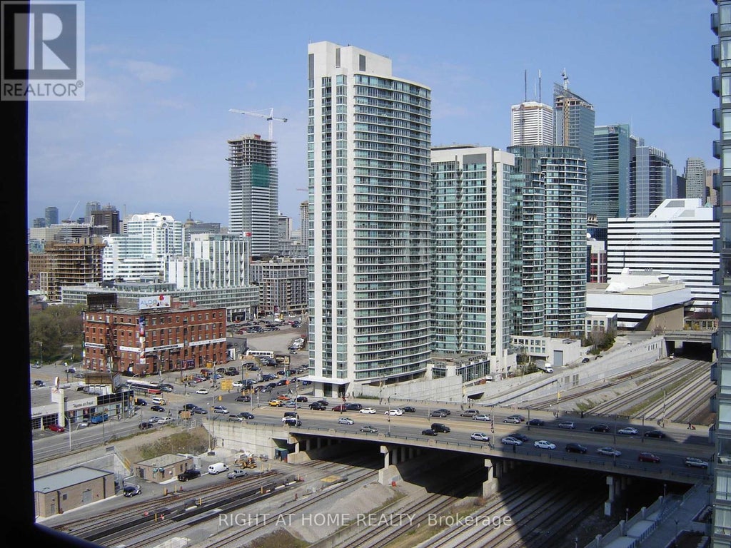 1902 - 25 Capreol Court, Toronto (waterfront Communities)