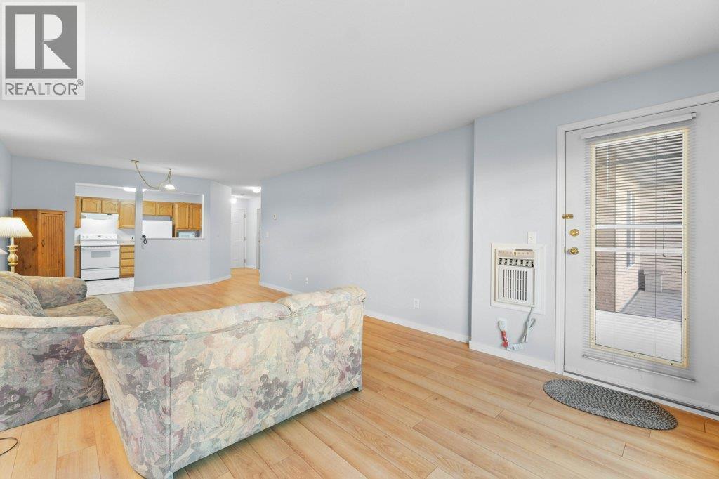 251 6 Street Se Unit# 104. Salmon Arm, British Columbia