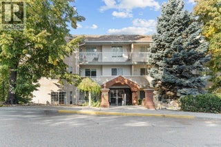 251 6 Street Se Unit# 104. Salmon Arm, British Columbia