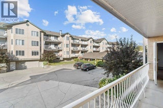 251 6 Street Se Unit# 104. Salmon Arm, British Columbia