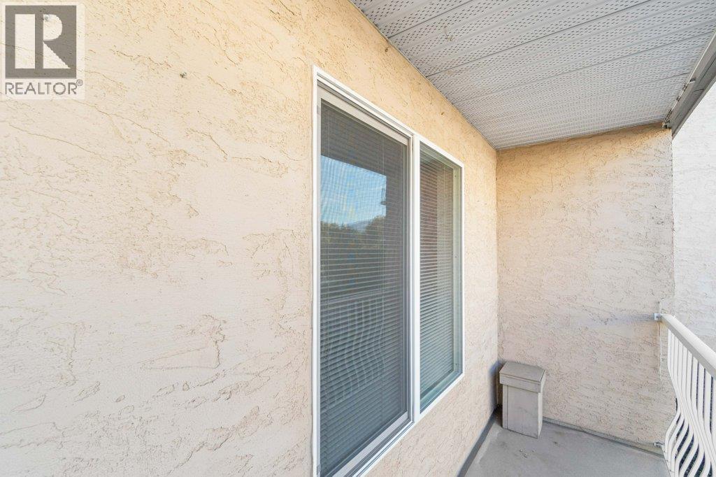 251 6 Street Se Unit# 104. Salmon Arm, British Columbia