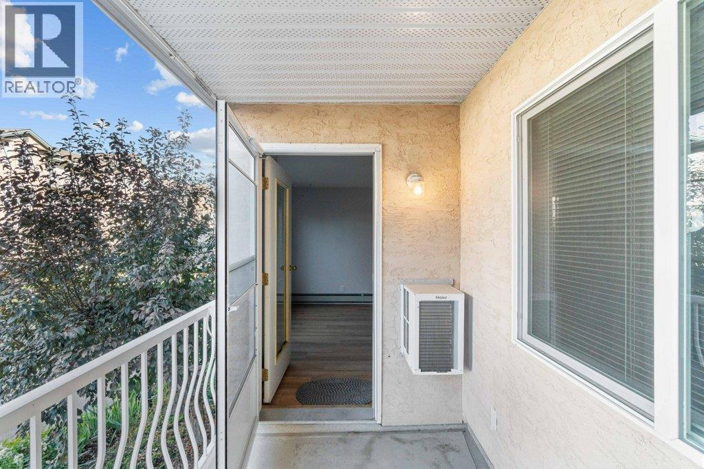 251 6 Street Se Unit# 104. Salmon Arm, British Columbia