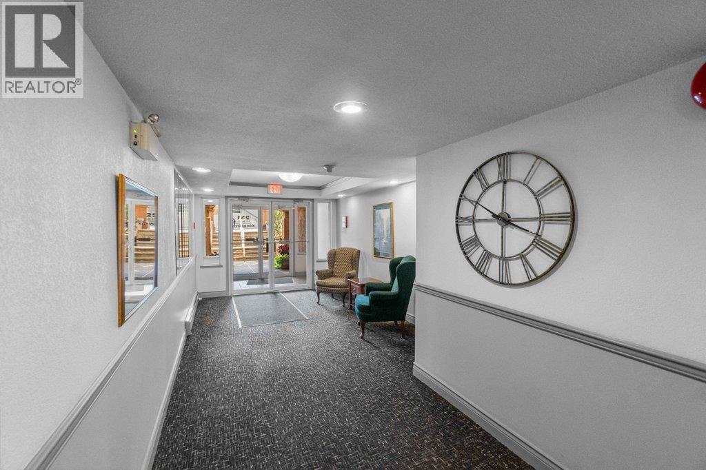 251 6 Street Se Unit# 104. Salmon Arm, British Columbia