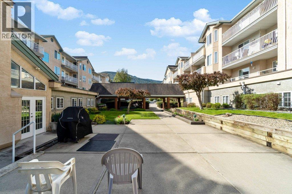251 6 Street Se Unit# 104. Salmon Arm, British Columbia