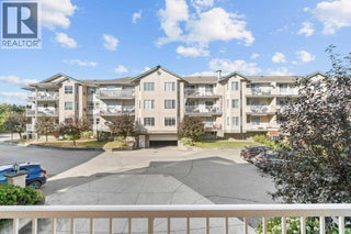 251 6 Street Se Unit# 104. Salmon Arm, British Columbia