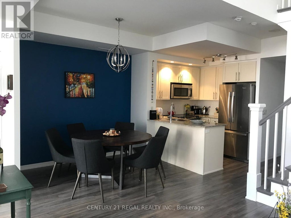 Th73b - 75 East Liberty Street, Toronto (niagara)