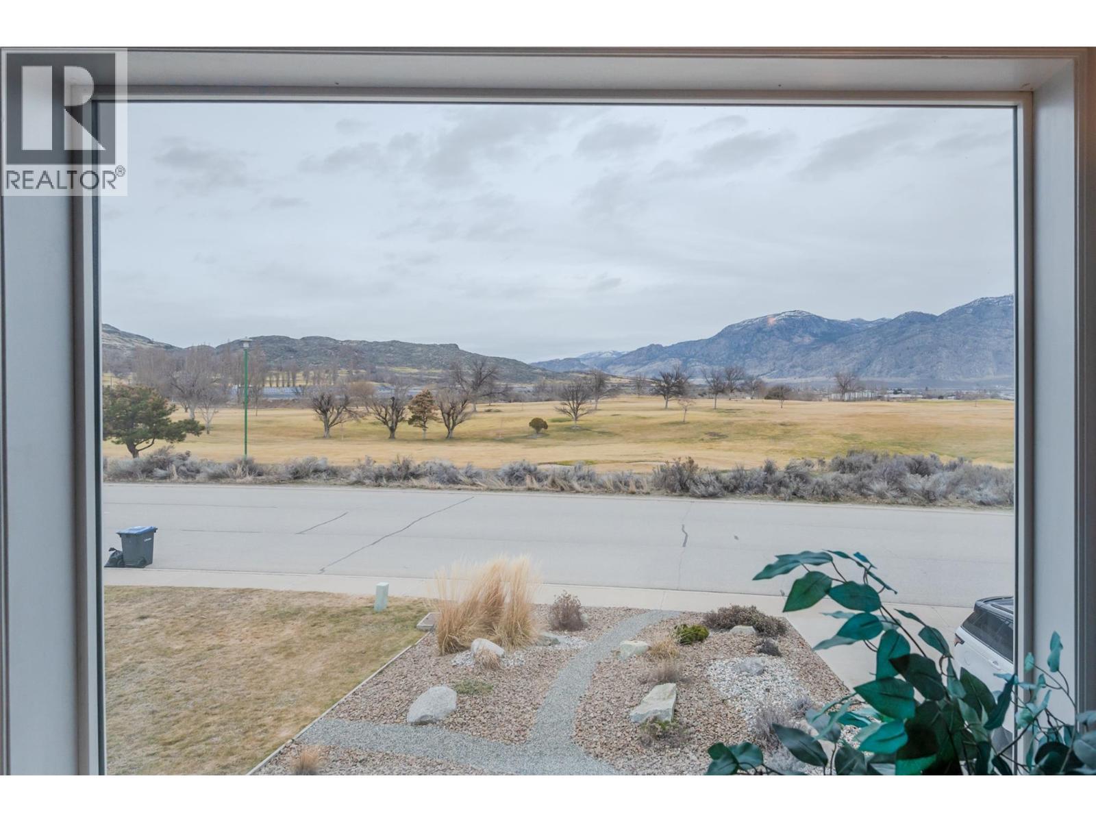 11702 Golf Course Drive. Osoyoos, British Columbia