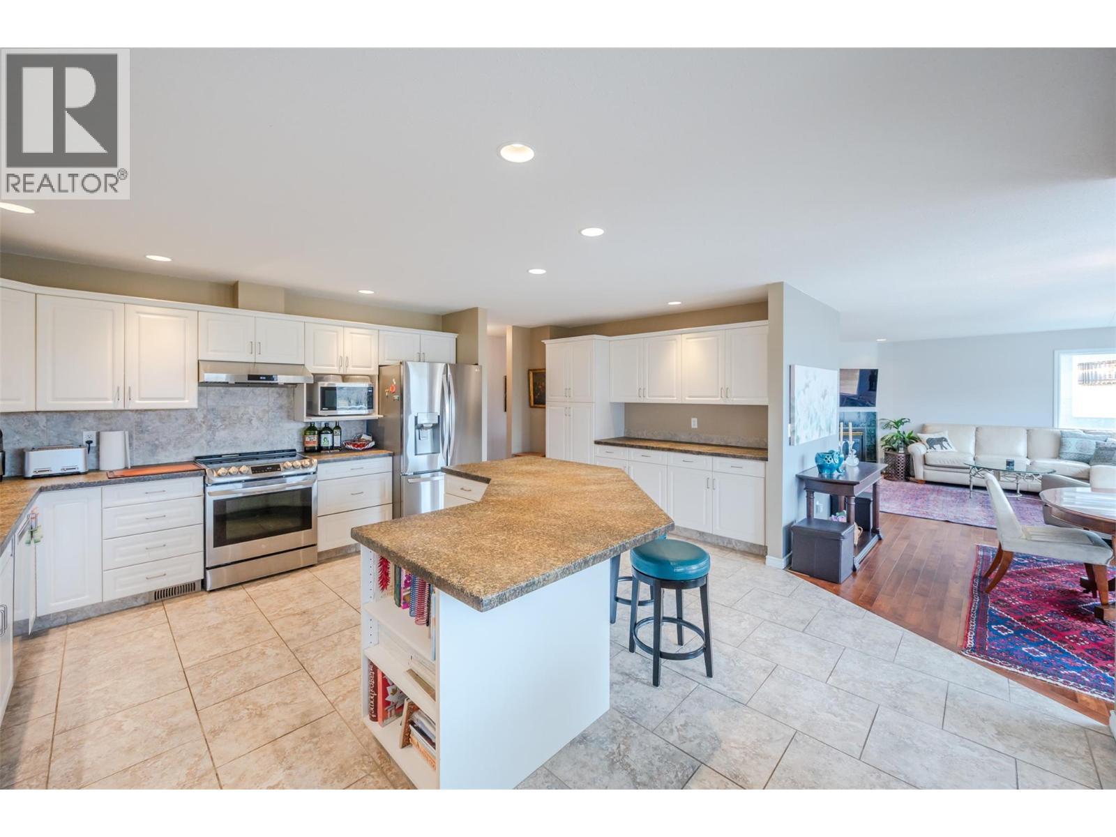 11702 Golf Course Drive. Osoyoos, British Columbia