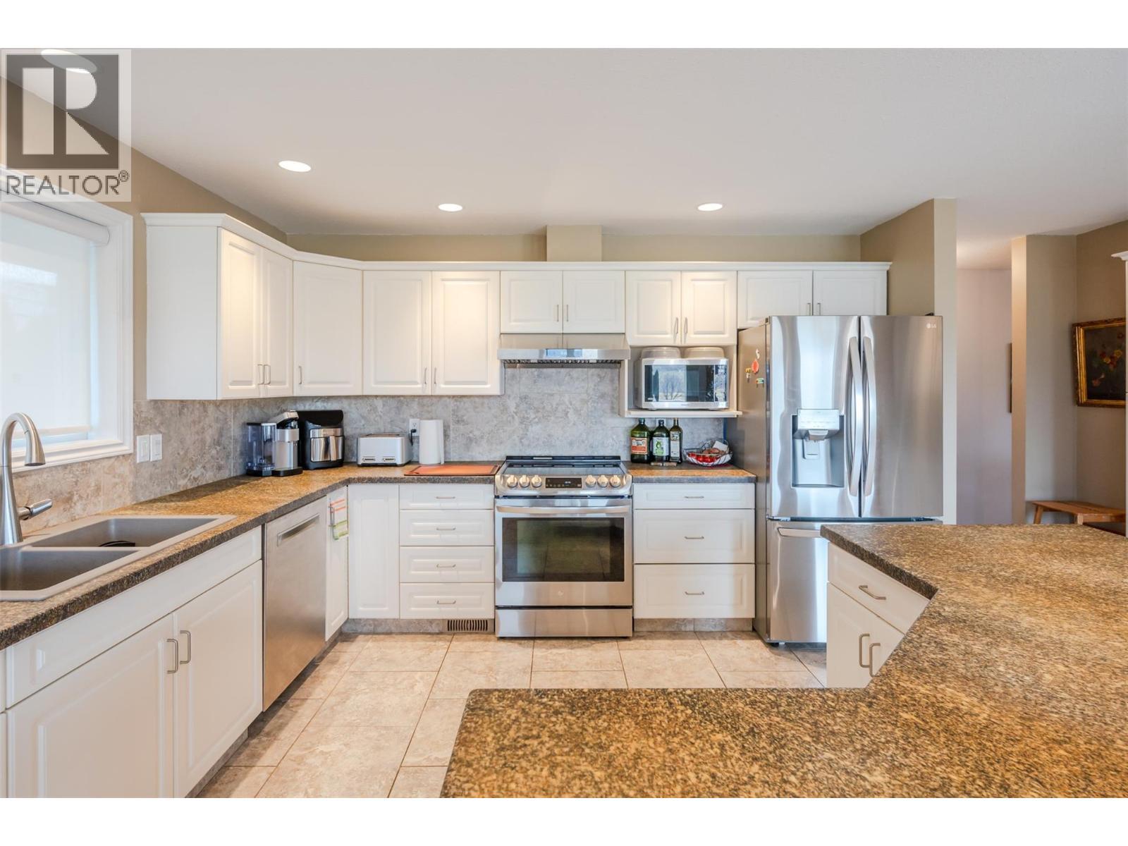 11702 Golf Course Drive. Osoyoos, British Columbia