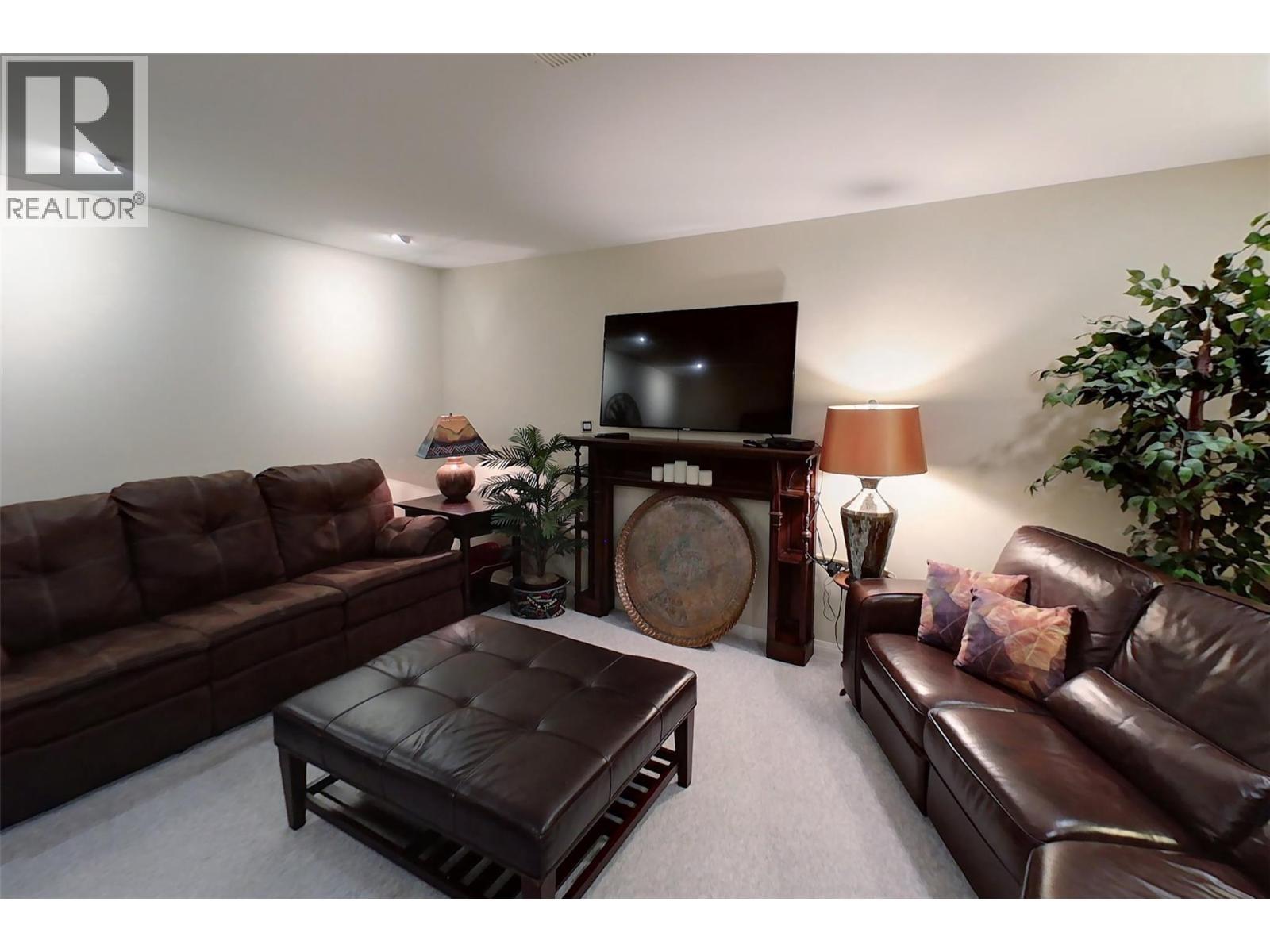 11702 Golf Course Drive. Osoyoos, British Columbia