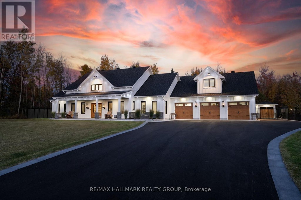 55 De La Seignerie Estates E, Champlain