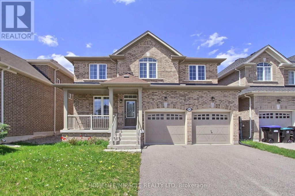 992 Green Street, Innisfil (lefroy)